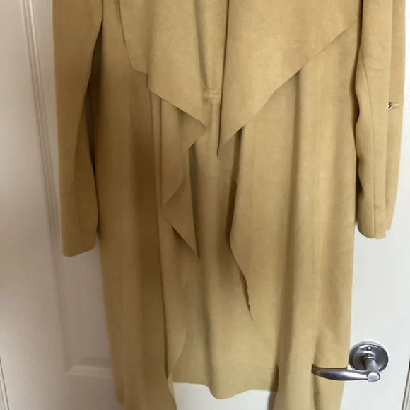 Meg & Margot Women's Faux Suede Yellow Open Coat Long Duster Size M Office - Picture 2 of 9